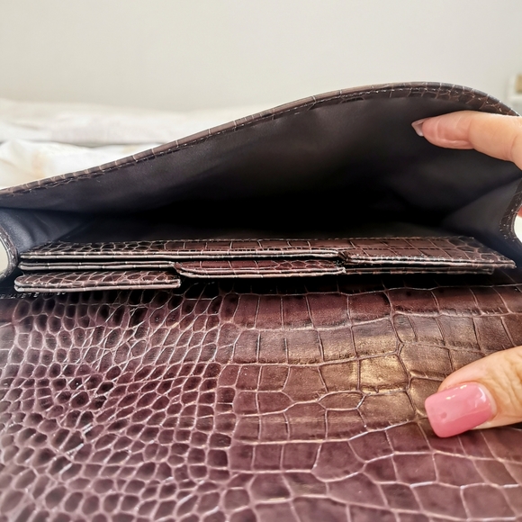 Vintage Danier brown leather minimalist clutch, embossed snakeskin pattern purse - Picture 5 of 7